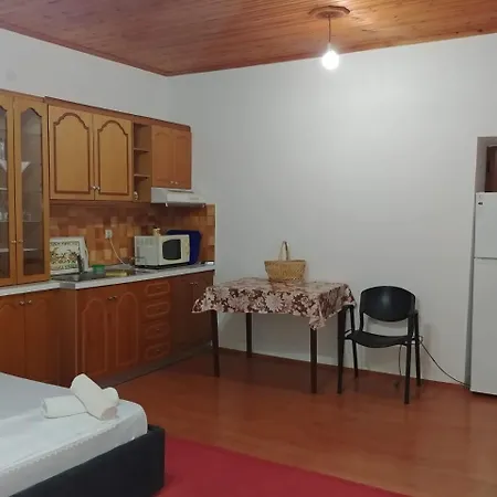 Melina's House Affittacamere